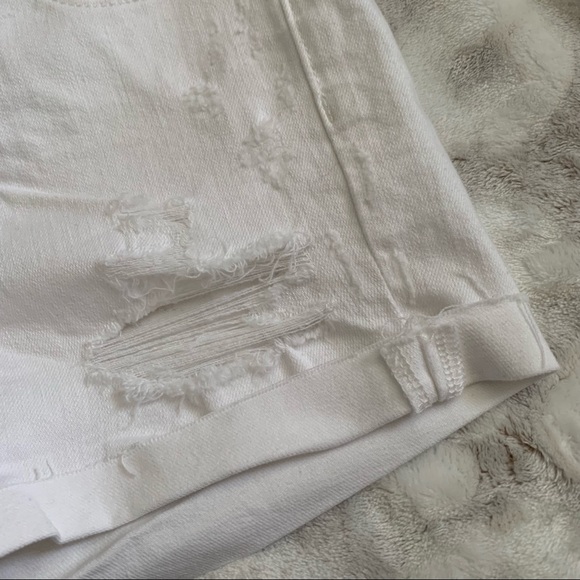 NWT American Eagle White Hi-Rise Shortie Size 4 - Picture 3 of 14